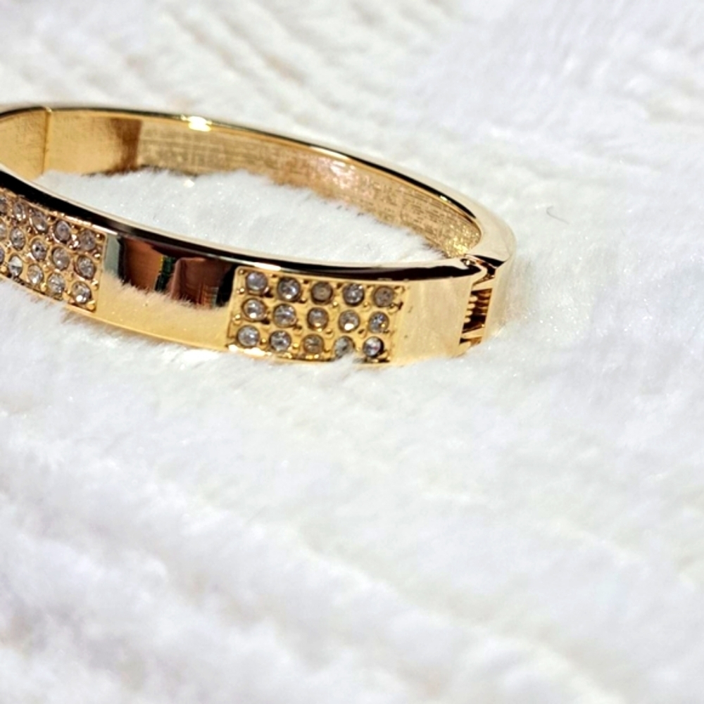 Women's Fashion Costume Gold Bangle Bracelet with Rhinestones - Picture 8 of 10